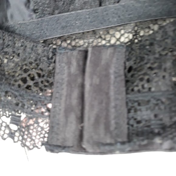 Victoria's Secret Black Lace Bralette Unpadded Size S/P/Ch C75 - Picture 7 of 11